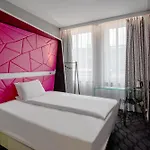 Prize By Radisson, Xhibition 3*