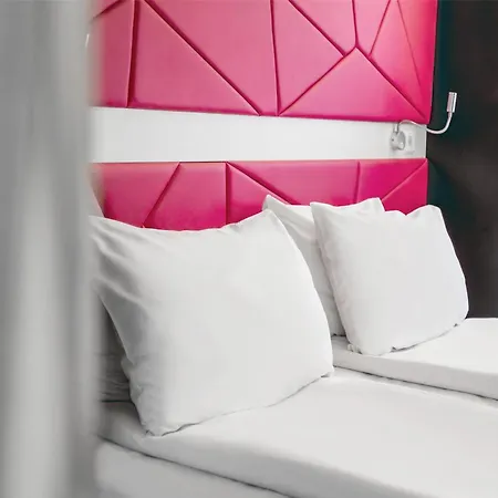 Prize By Radisson, Xhibition 3*