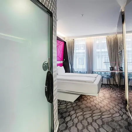 Prize By Radisson, Xhibition 3*