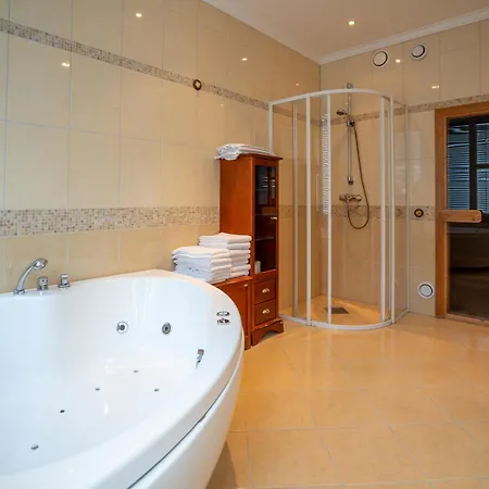 호텔 Prize By Radisson, Xhibition 3*