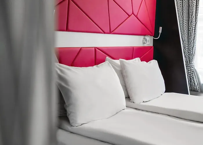 Prize By Radisson, Xhibition