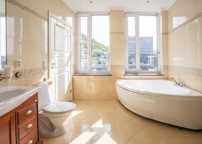 Hotel Prize By Radisson, Xhibition